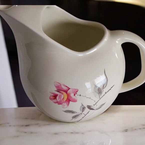 1950s Vintage Universal Ballerina Rosetta Pattern Ice Lip Pitcher - Picture 7 of 10